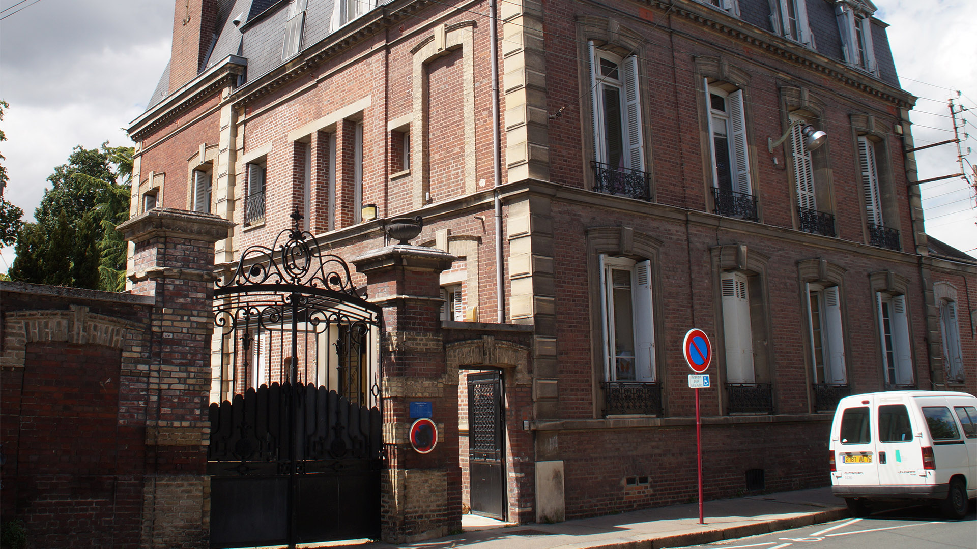 4 Rue Paul Eluard Sotteville Les Rouen