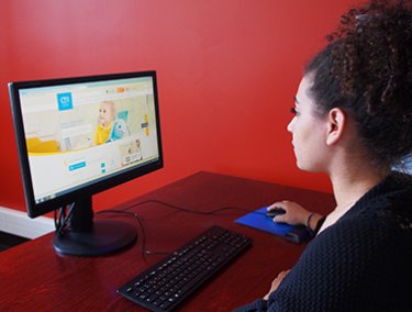 personne étant sur le site internet du CHR